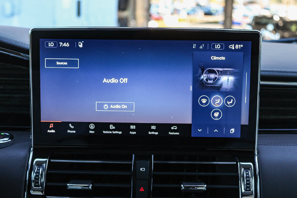 Used 2024 Lincoln Navigator Black Label AWD/4WD image 15