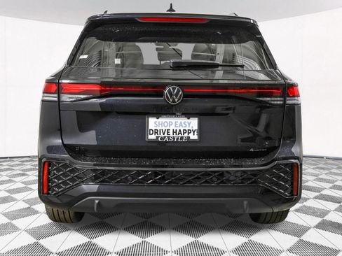 New 2026 Volkswagen Tiguan SE R-Line AWD/4WD image 14