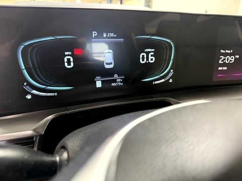 Used 2023 Kia Telluride S w/ S Sunroof Package AWD/4WD image 16