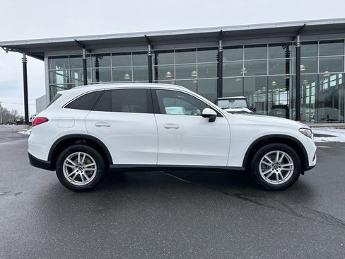 Certified 2025 Mercedes-Benz GLC 300 4MATIC image 8