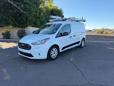 Used 2023 Ford Transit Connect XLT image 4