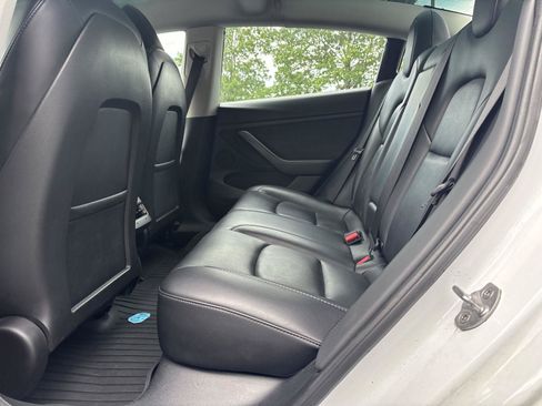 Used 2023 Tesla Model 3 Standard Range RWD image 19
