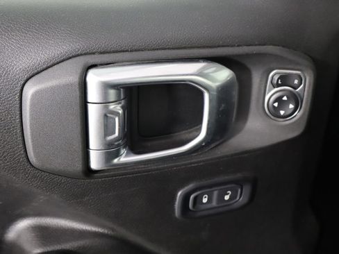 Used 2023 Jeep Wrangler Unlimited Rubicon 4xe w/ Cold Weather Group AWD/4WD image 20