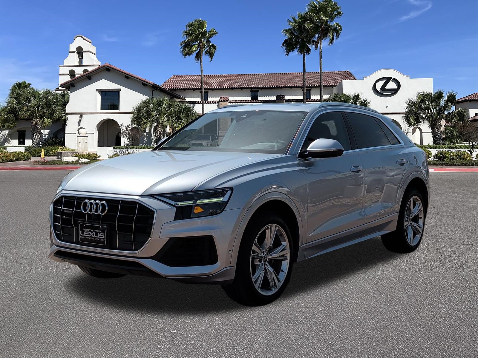 Used 2022 Audi Q8 Premium w/ Convenience Package AWD/4WD image 5