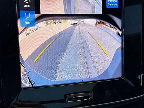 New 2026 Volvo XC40 B5 Ultra w/ Protection Package Premier image 22