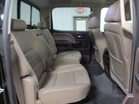 Used 2015 GMC Sierra 2500 Denali w/ Duramax Plus Package image 15