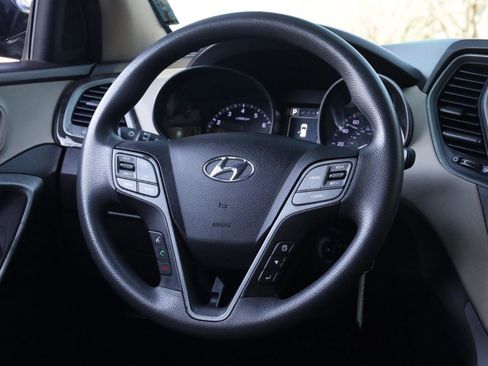 Used 2018 Hyundai Santa Fe Sport image 8