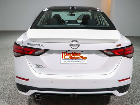 Used 2025 Nissan Sentra SR FWD image 8