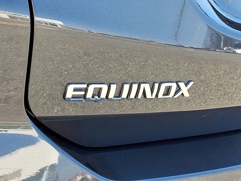Used 2022 Chevrolet Equinox LT image 32
