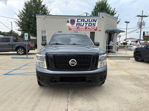 Used 2017 Nissan Titan S RWD image 2