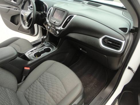 Used 2021 Chevrolet Equinox LT AWD/4WD image 14