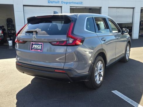 Used 2024 Honda CR-V EX-L image 4