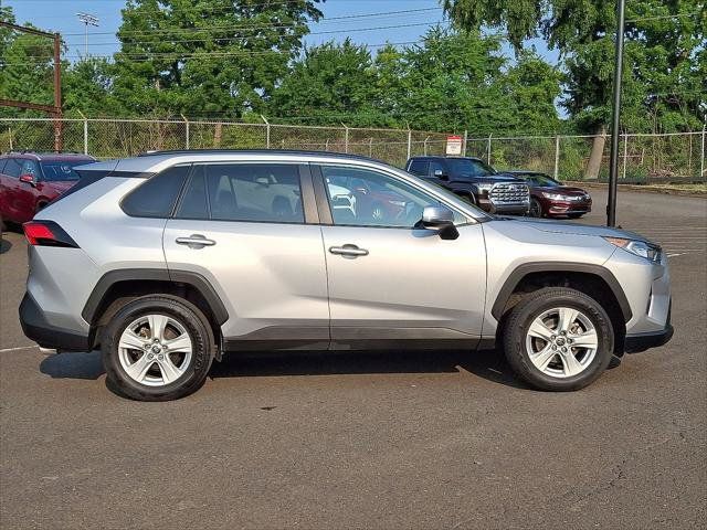 Certified 2021 Toyota RAV4 XLE AWD/4WD image 27