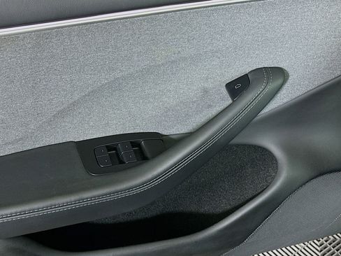 Used 2024 Tesla Model 3 image 13