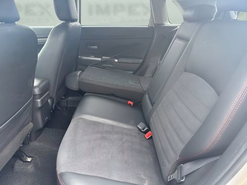 Used 2024 Mitsubishi Outlander Sport SE AWD/4WD image 9