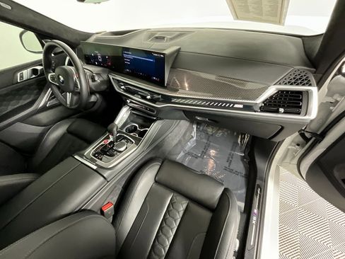 Used 2026 BMW X6 M Competition w/ Executive Package image 17