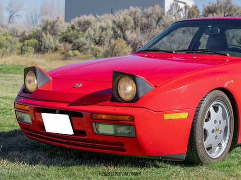 Used 1988 Porsche 944 Turbo image 73