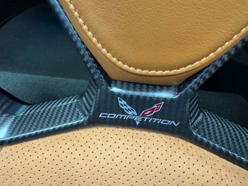 Used 2016 Chevrolet Corvette Z06 w/ 3LZ Preferred Equipment Group RWD image 15