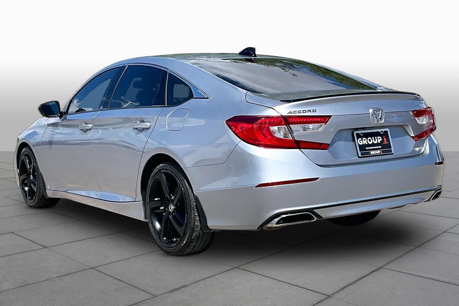 Used 2021 Honda Accord Sport image 12