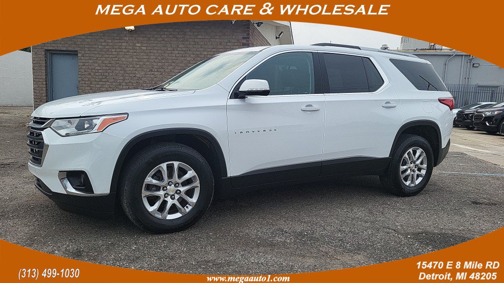 Used 2018 Chevrolet Traverse LT AWD/4WD image 1