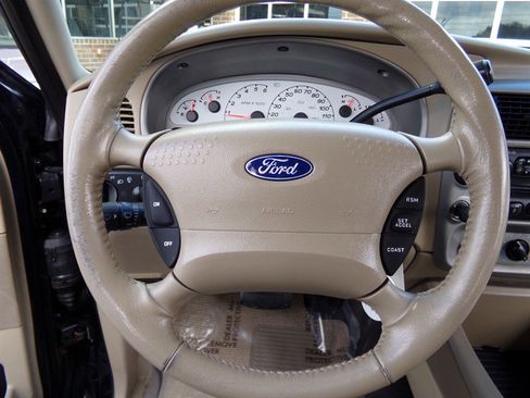 Used 2004 Ford Explorer Sport Trac 4x4 image 47