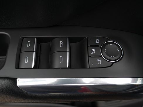 Used 2024 Chevrolet Traverse RS w/ LPO, Floor Liner Package image 34