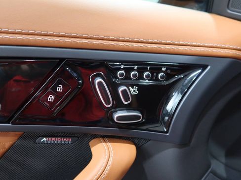 Used 2023 Jaguar F-TYPE R AWD/4WD image 20