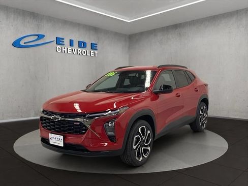 New 2026 Chevrolet Trax RS w/ Driver Confidence Package FWD image 4