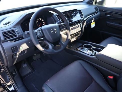 New 2026 Honda Ridgeline Black Edition image 10