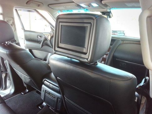 Used 2017 Nissan Armada Platinum image 26