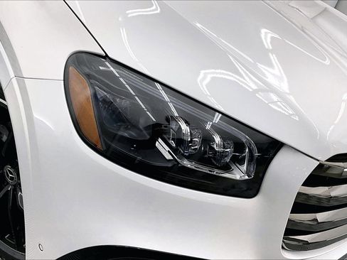 New 2026 Mercedes-Benz GLS 580 4MATIC image 10
