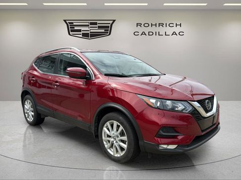Used 2021 Nissan Rogue Sport SV image 4
