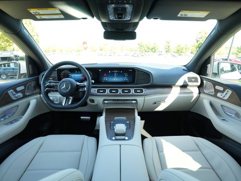 New 2026 Mercedes-Benz GLS 450 4MATIC image 20