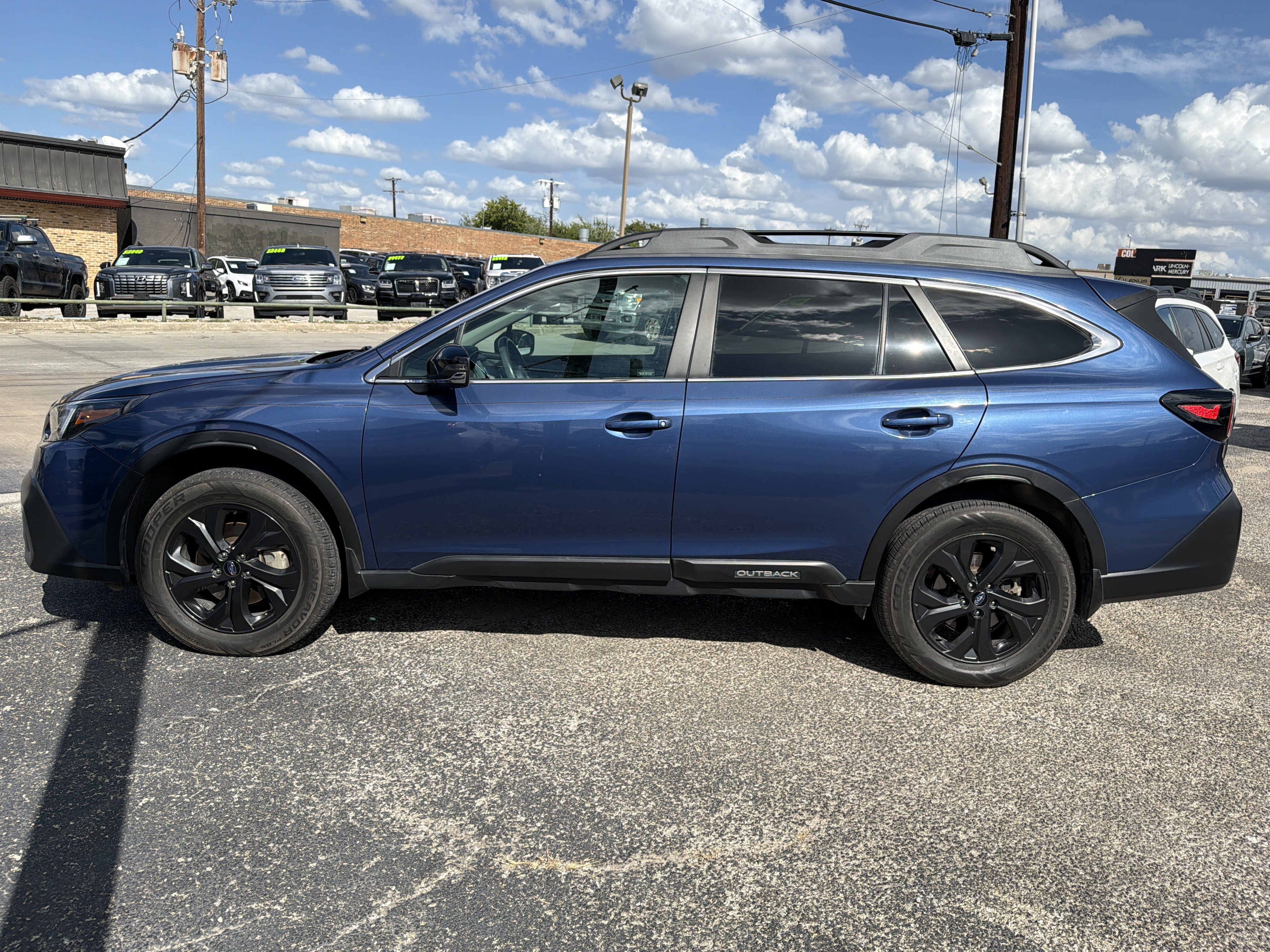 Used 2021 Subaru Outback Onyx Edition XT AWD/4WD image 6