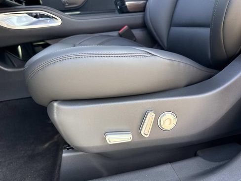 New 2026 Lincoln Nautilus Premier AWD/4WD image 20