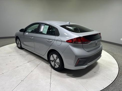 Used 2020 Hyundai Ioniq Blue FWD image 3