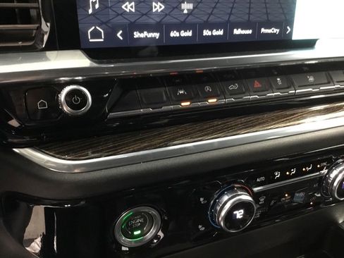 Used 2022 GMC Sierra 1500 Elevation image 20