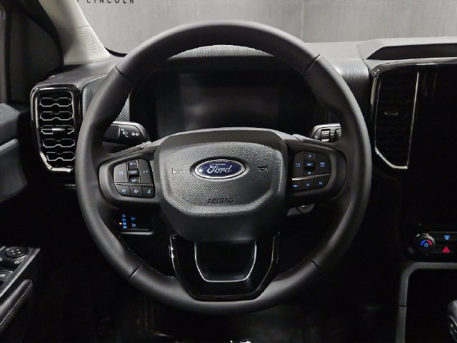 New 2026 Ford Ranger XLT w/ Black Appearance Package AWD/4WD image 10