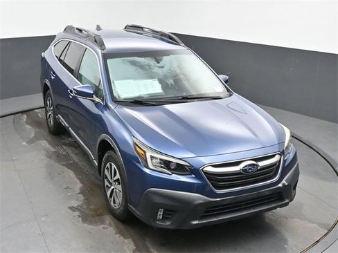 Used 2020 Subaru Outback Premium image 45