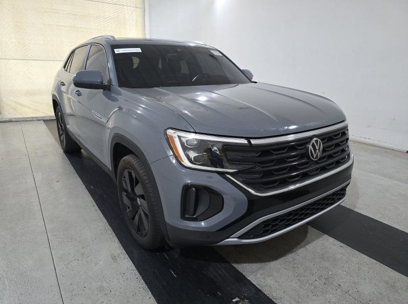 Used 2024 Volkswagen Atlas Cross Sport SE w/ Panoramic Sunroof Package AWD/4WD image 1