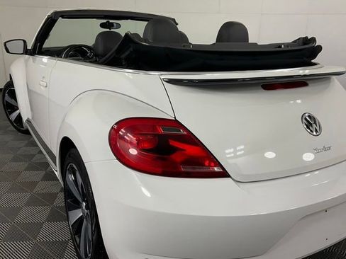 Used 2013 Volkswagen Beetle 2.0T FWD image 29
