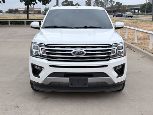 Used 2020 Ford Expedition XLT RWD image 2