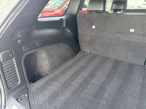 Used 2018 Jeep Grand Cherokee Limited image 11