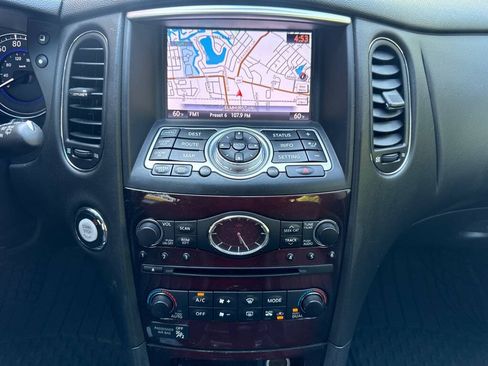 Used 2017 INFINITI QX50 AWD w/ Premium Plus Package image 16