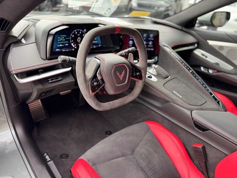 Used 2023 Chevrolet Corvette Stingray Premium Cpe w/ Z51 Performance Package RWD image 20
