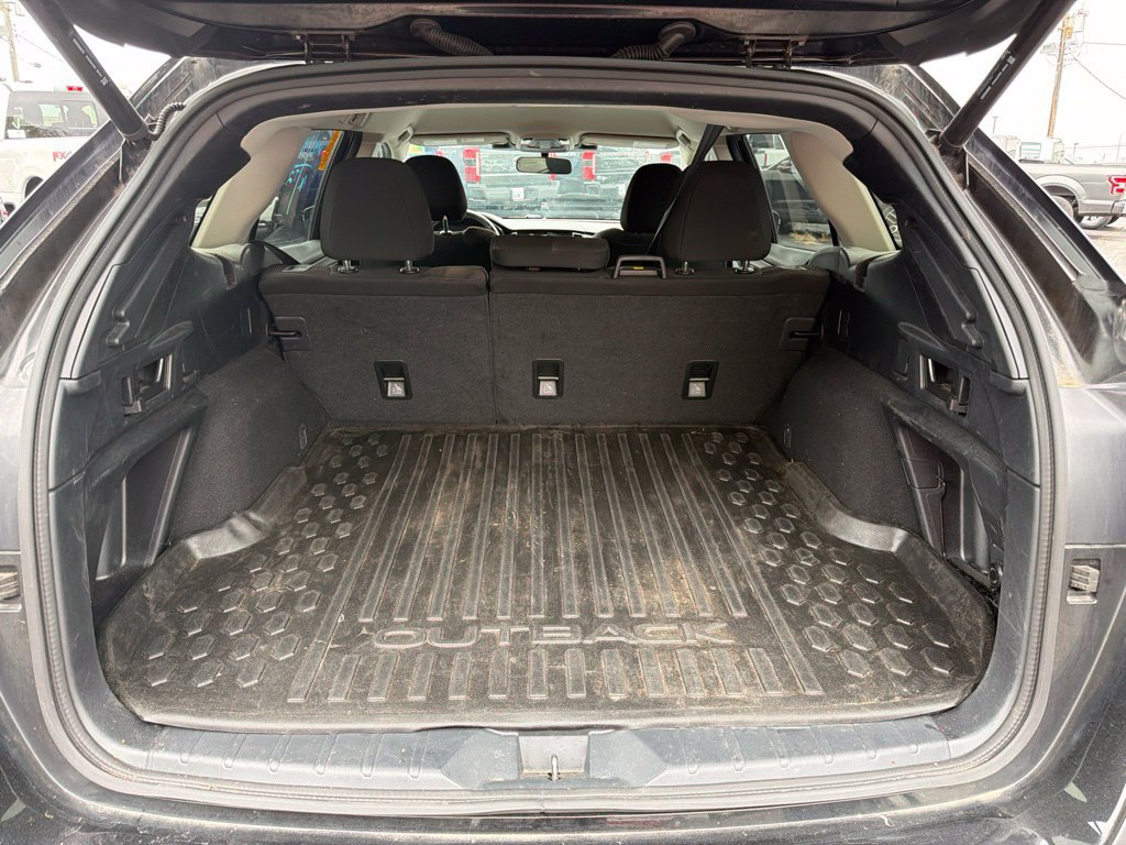 Used 2023 Subaru Outback Premium AWD/4WD image 23