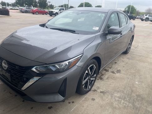 Used 2024 Nissan Sentra SV FWD image 1