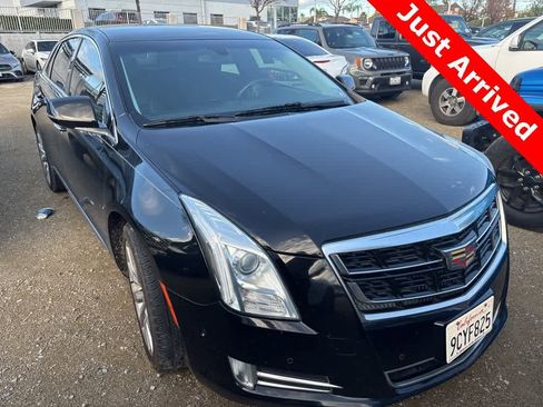 Used 2017 Cadillac XTS Luxury image 2