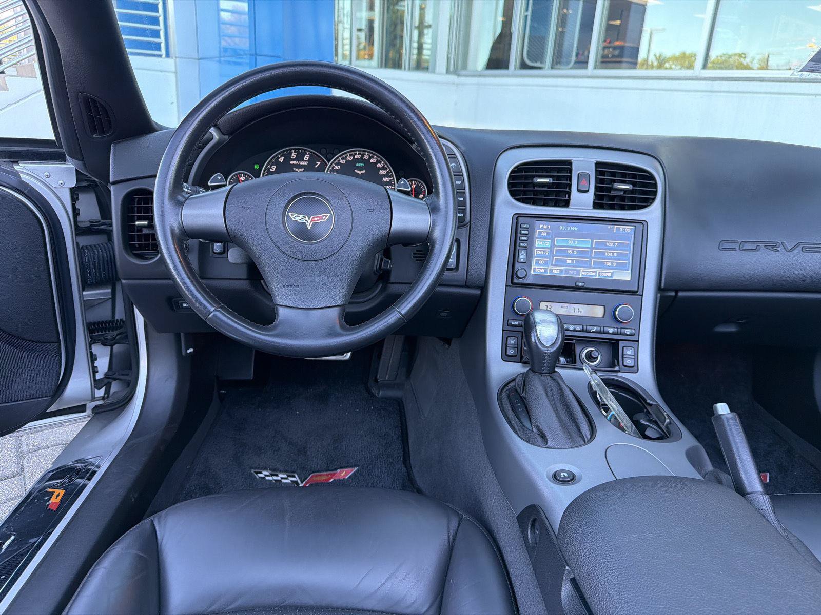 Used 2006 Chevrolet Corvette Convertible w/ Preferred Equipment Group RWD image 16