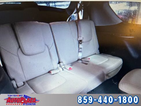 Used 2023 Nissan Armada SL w/ Captain's Chairs Package AWD/4WD image 11